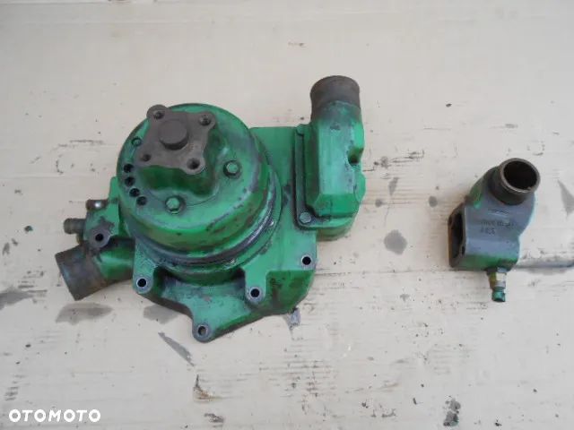 Pompa wody 6068TRW01 John Deere 7600 - 1