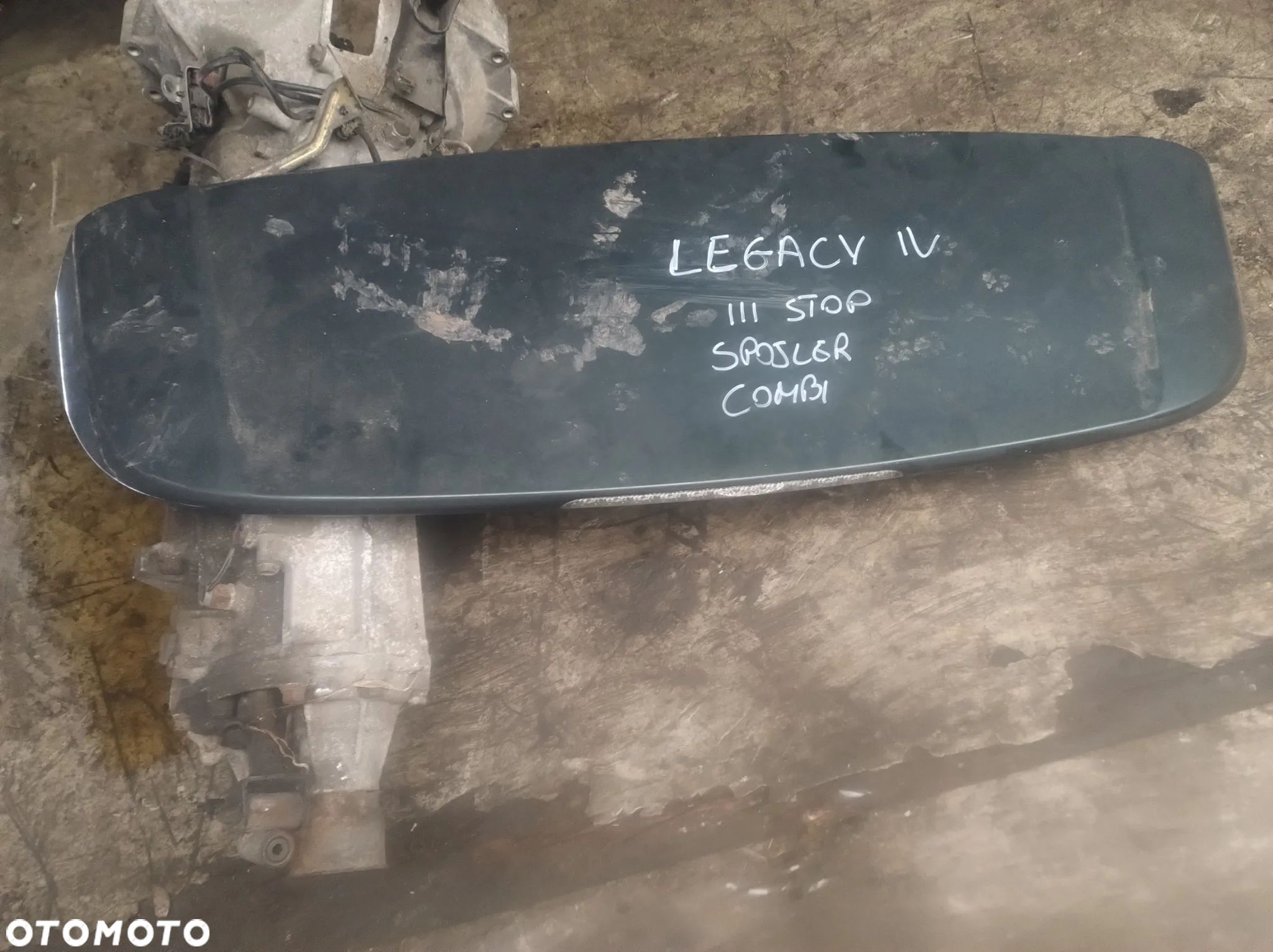 Subaru LEGACY IV combi spoiler 3 światło stop - 1