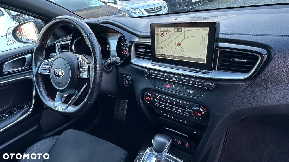 Kia ProCeed - 17