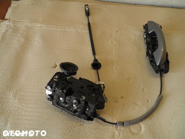 ZAMEK DRZWI VW GOLF VI TYŁ 5K4839015B