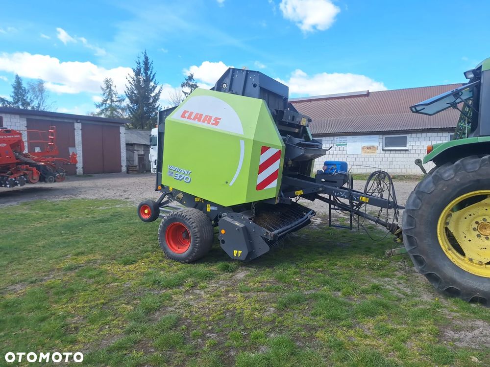 Claas Variant 370 - 1