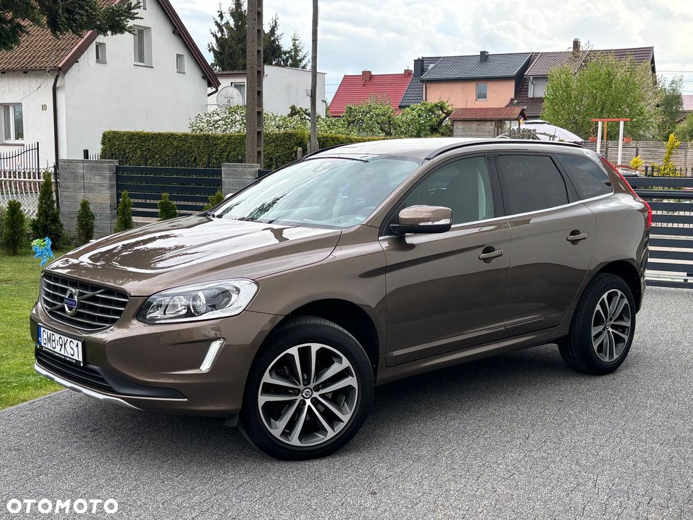 Volvo XC 60 D4 Momentum Pro - 16