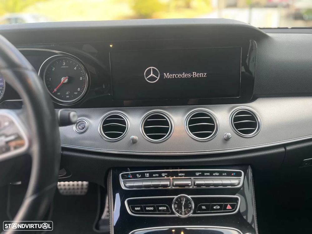 Mercedes-Benz E 220 d Avantgarde - 13