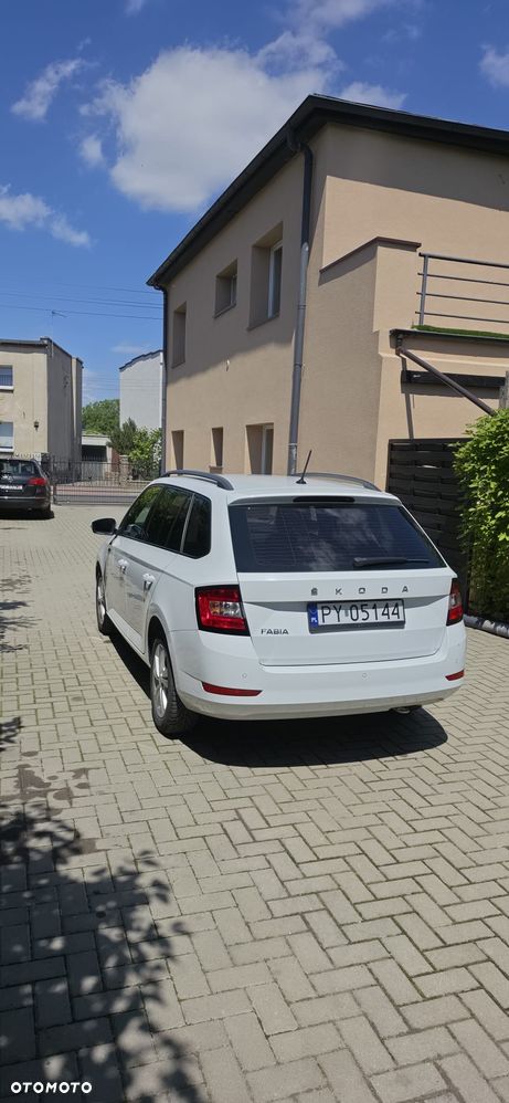 Skoda Fabia 1.0 TSI Ambition - 3