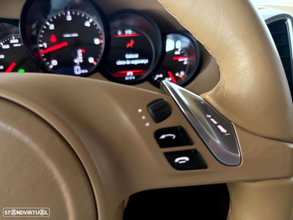 Porsche Cayenne Tiptronic - 32