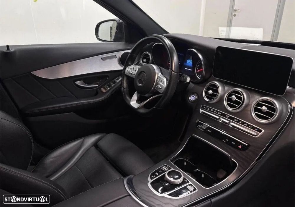 Mercedes-Benz C 300 de AMG Line - 3
