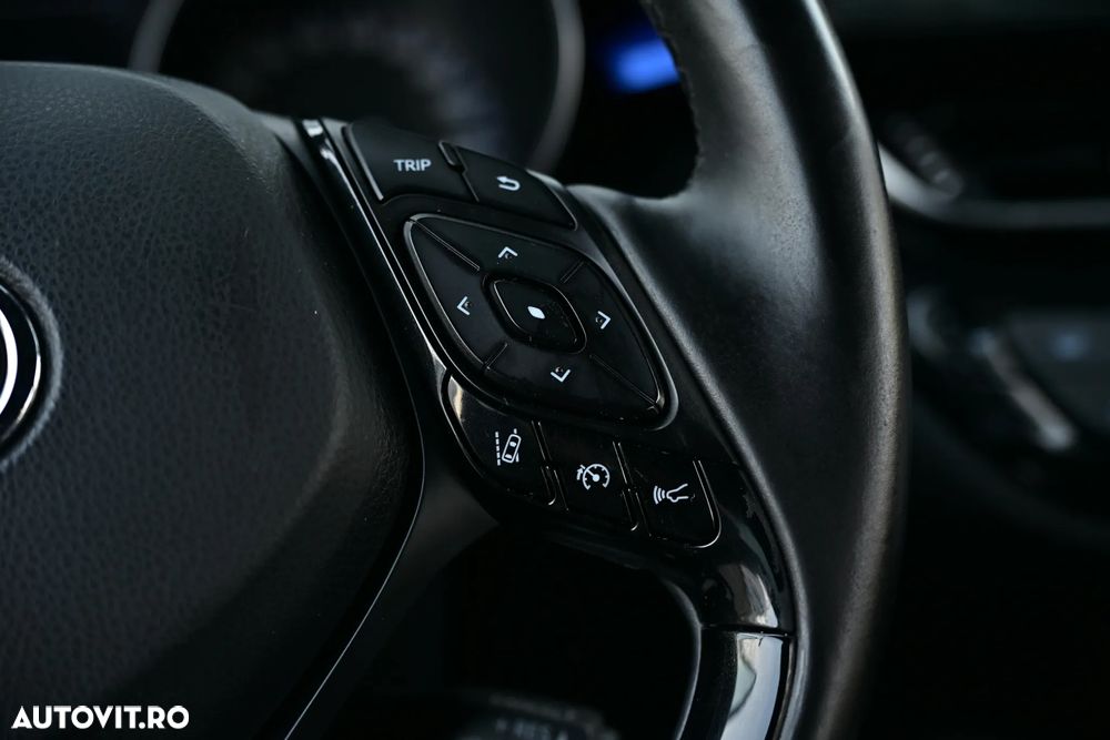 Toyota C-HR Business-Edition - 36