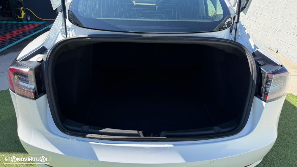 Tesla Model 3 Long-Range Dual Motor AWD - 8