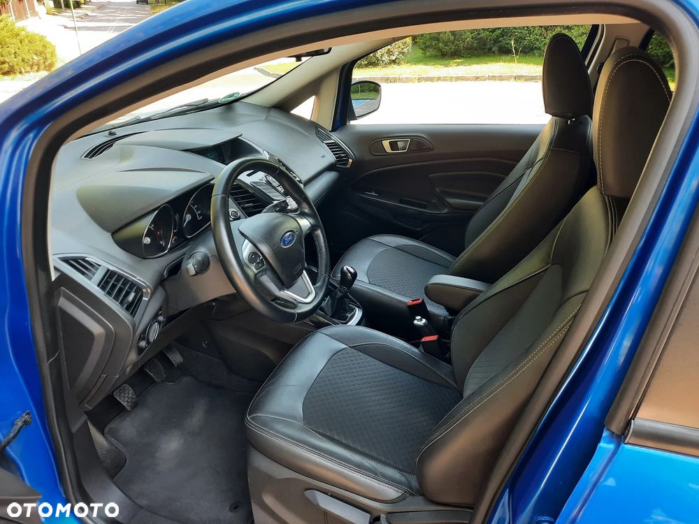 Ford EcoSport - 24