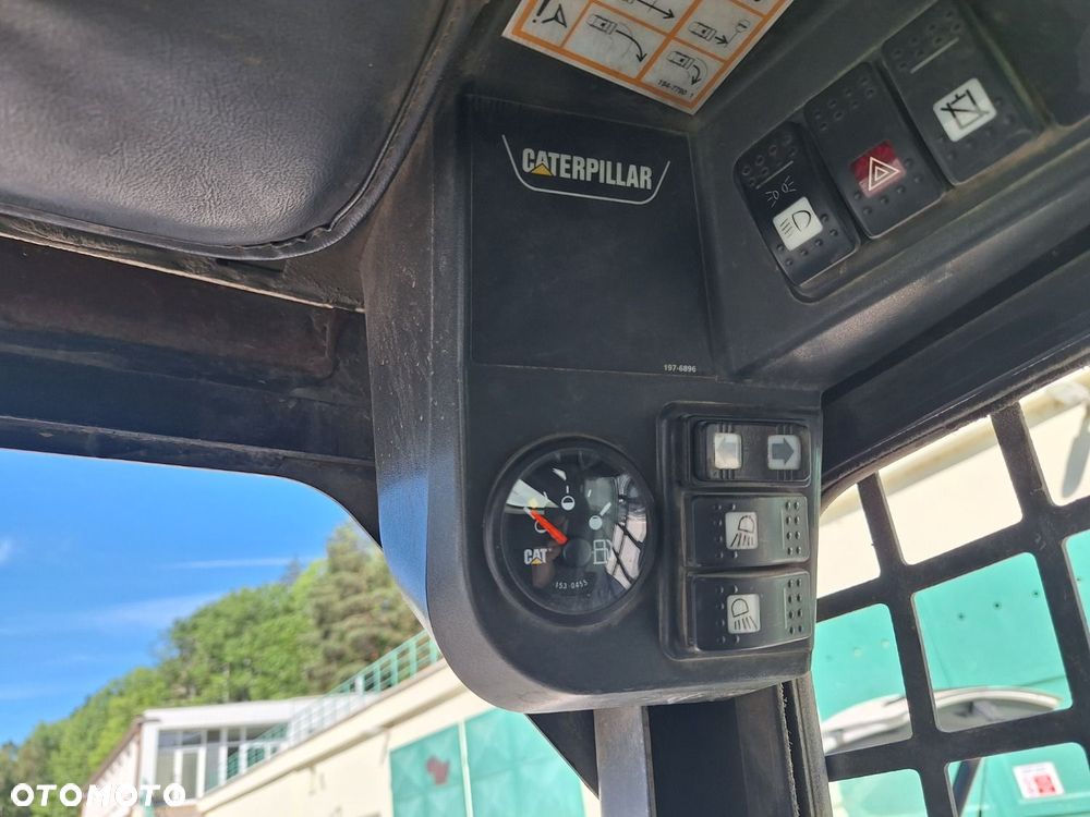 Caterpillar 226 4X4 - 10