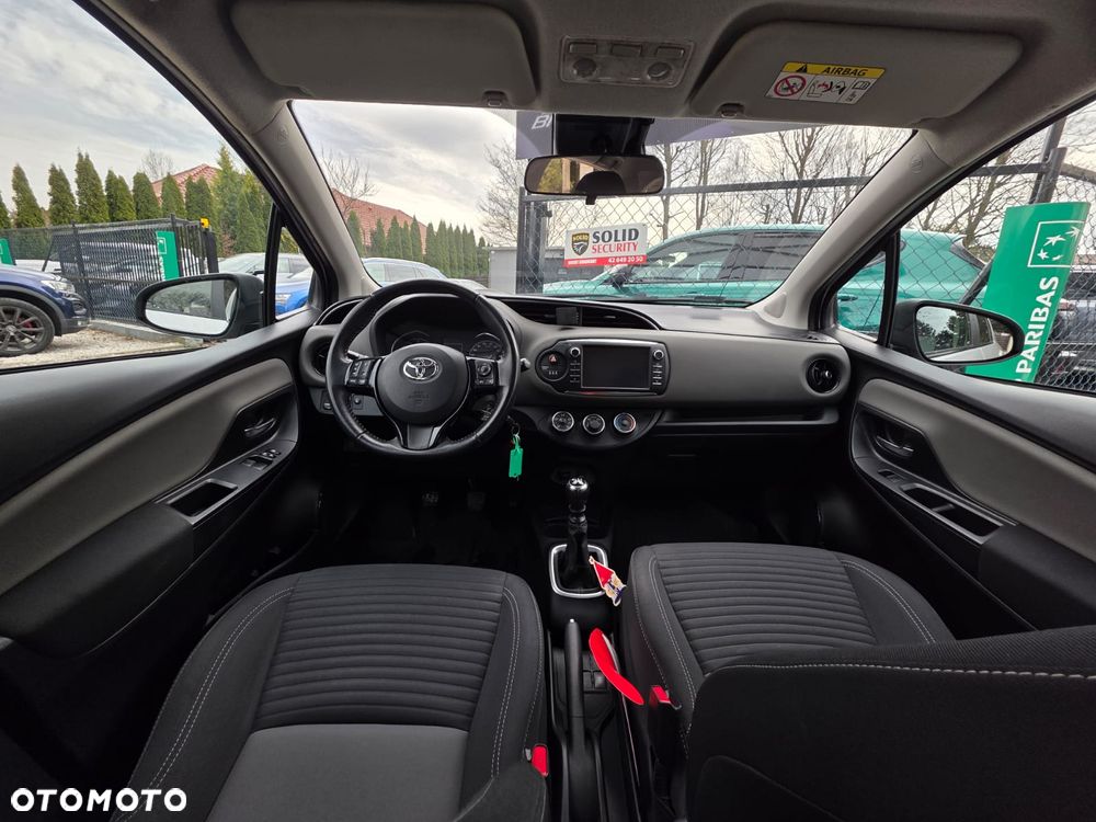 Toyota Yaris 1.5 Selection - 11