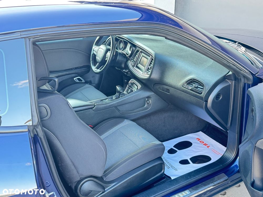 Dodge Challenger Automatik SXT Plus - 39