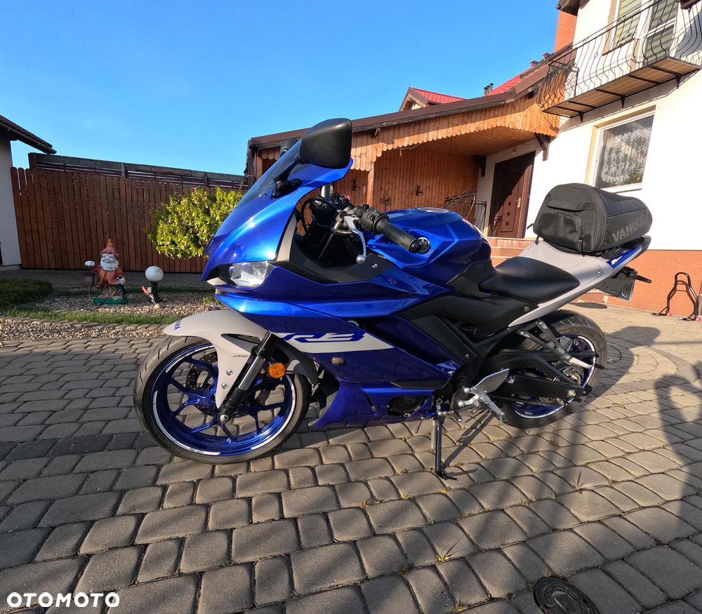 Yamaha R3 - 2