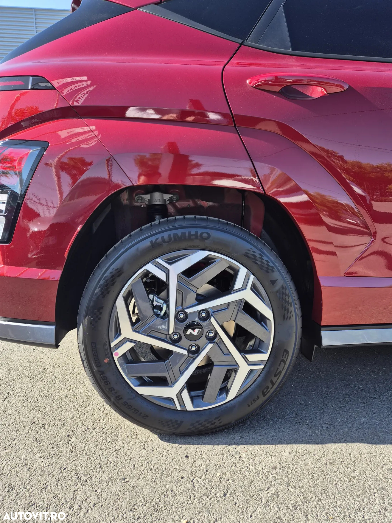 Hyundai KONA - 5