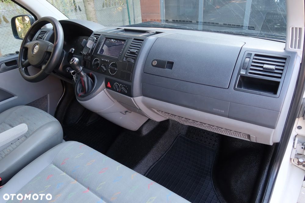 Volkswagen Transporter - 15