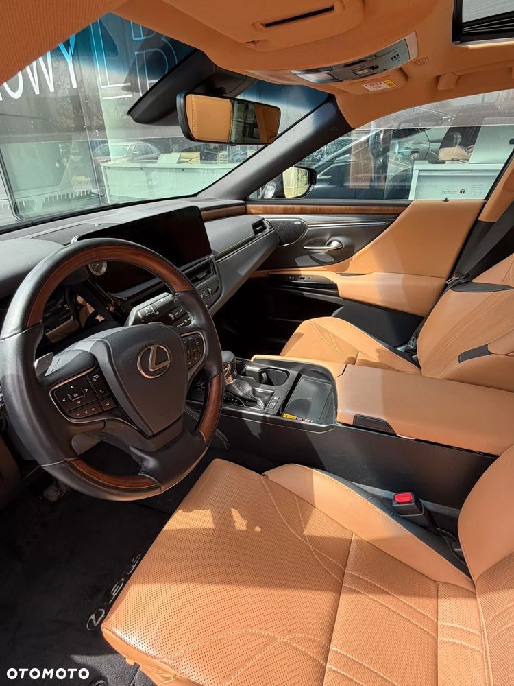 Lexus ES 300h Prestige - 7
