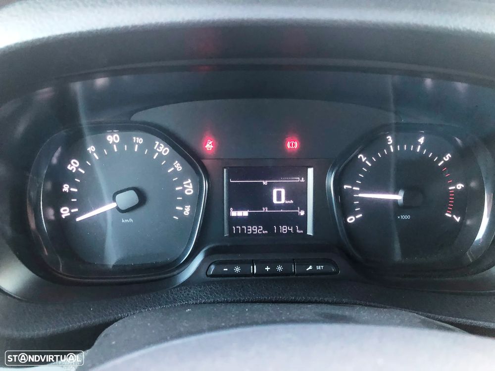 Toyota PROACE-NACIONAL- IVA DEDUTÍVEL - 11