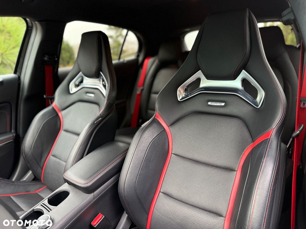 Mercedes-Benz GLA 45 AMG 4-Matic Edition 1 - 26