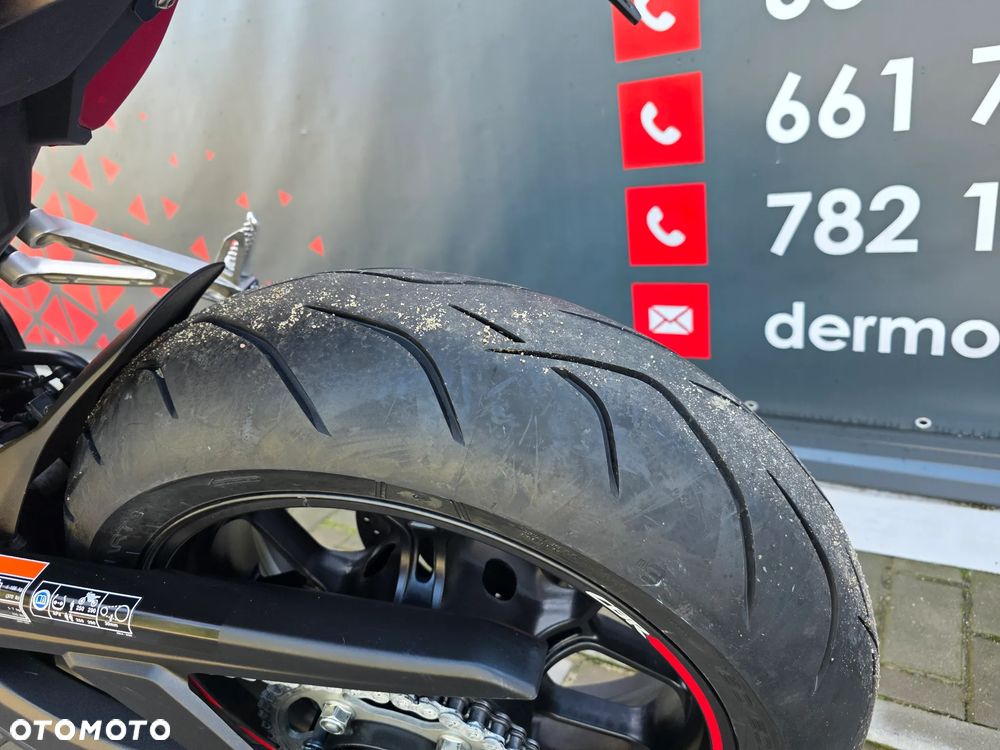 Honda CBR - 8