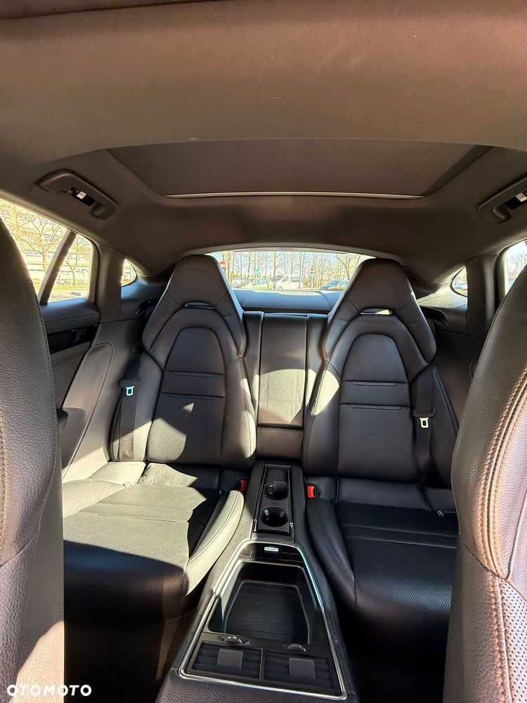 Porsche Panamera - 11