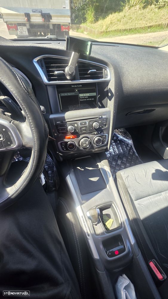 Citroën C4 e-HDi 115 ETG6 Business Class - 10