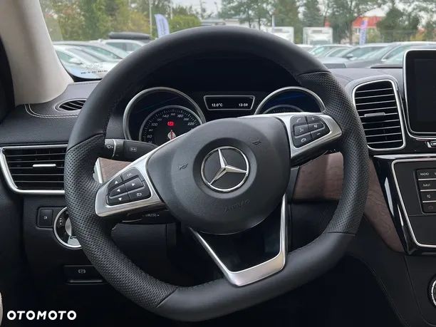 Mercedes-Benz GLE 350 d 4-Matic - 11