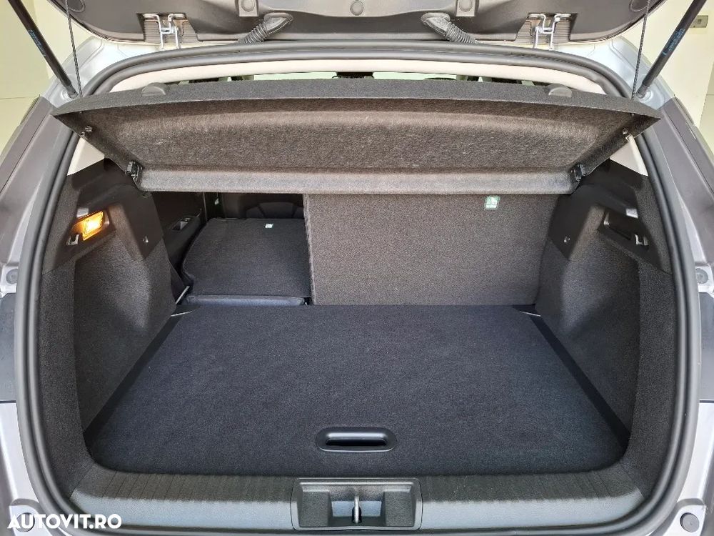 Renault Captur 140 MHEV Techno - 4