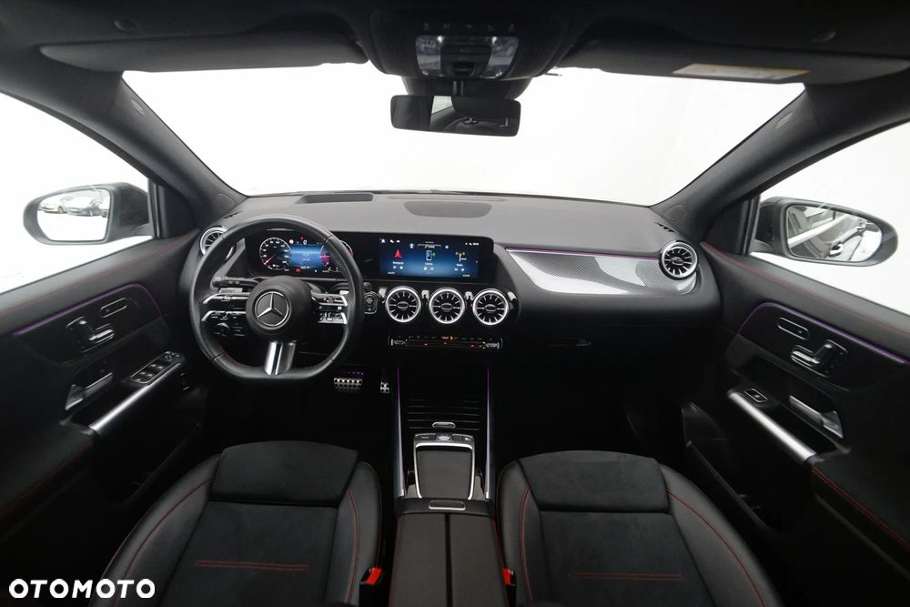 Mercedes-Benz GLA 200 d 4-Matic AMG Line 8G-DCT - 5