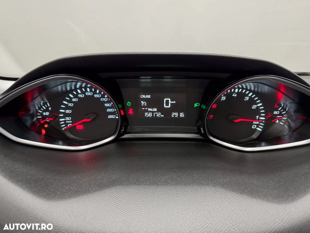 Peugeot 308 PureTech 110 Stop & Start Style - 23