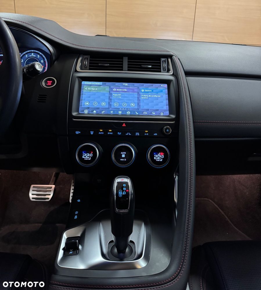 Jaguar E-Pace 2.0 i4P AWD R-Dynamic - 18