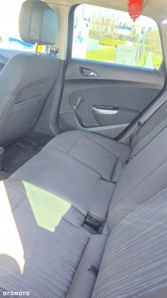 Opel Astra 2.0 CDTI Sport - 21