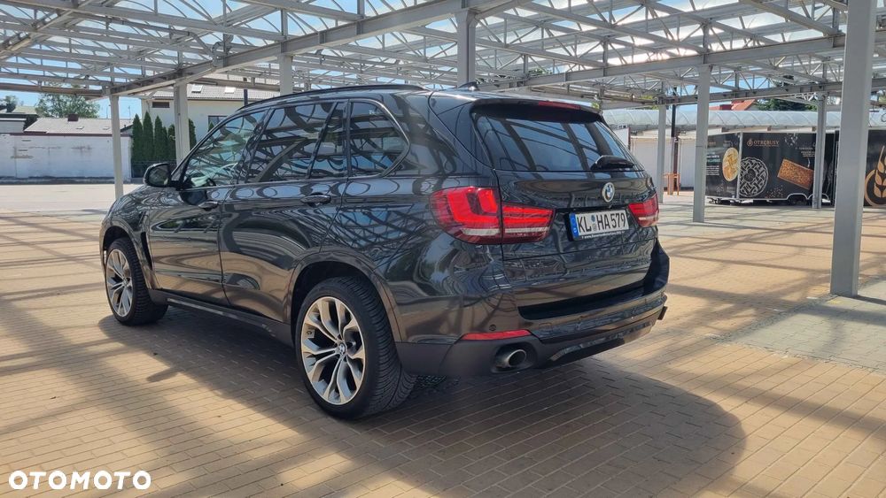 BMW X5 xDrive35i - 9