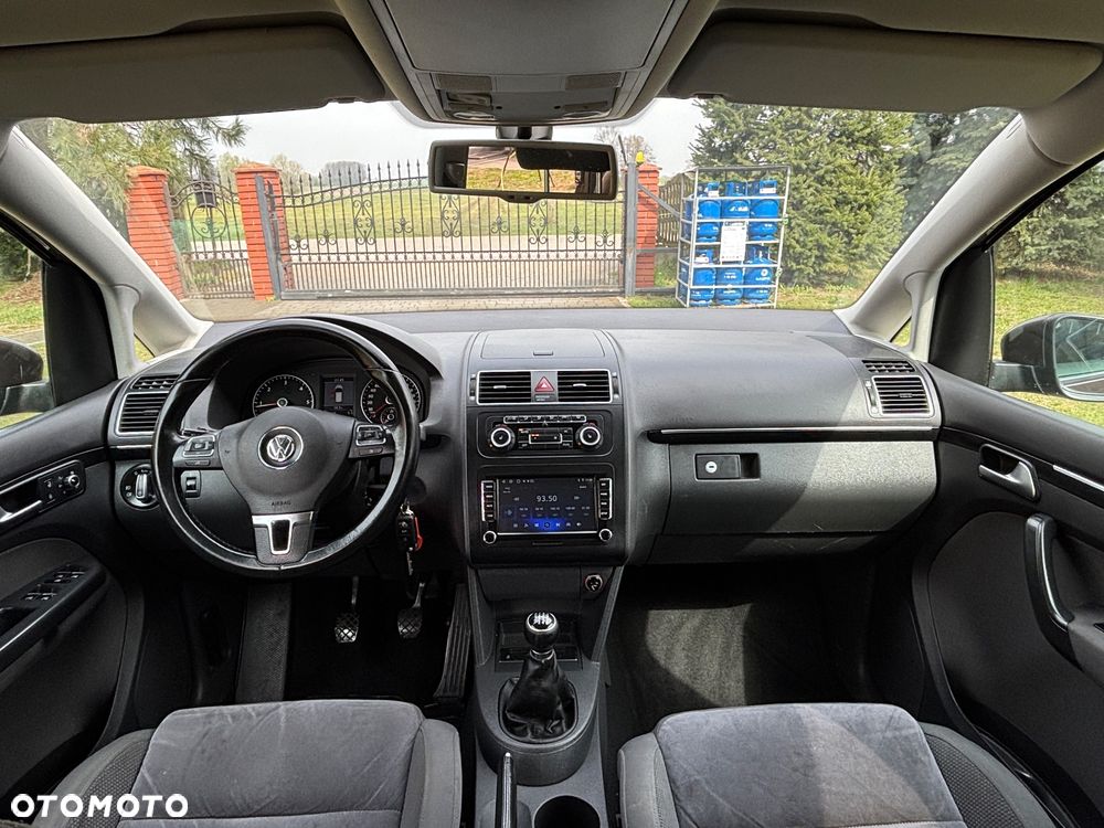 Volkswagen Touran 2.0 TDI DPF BlueMotion Technology Comfortline - 29