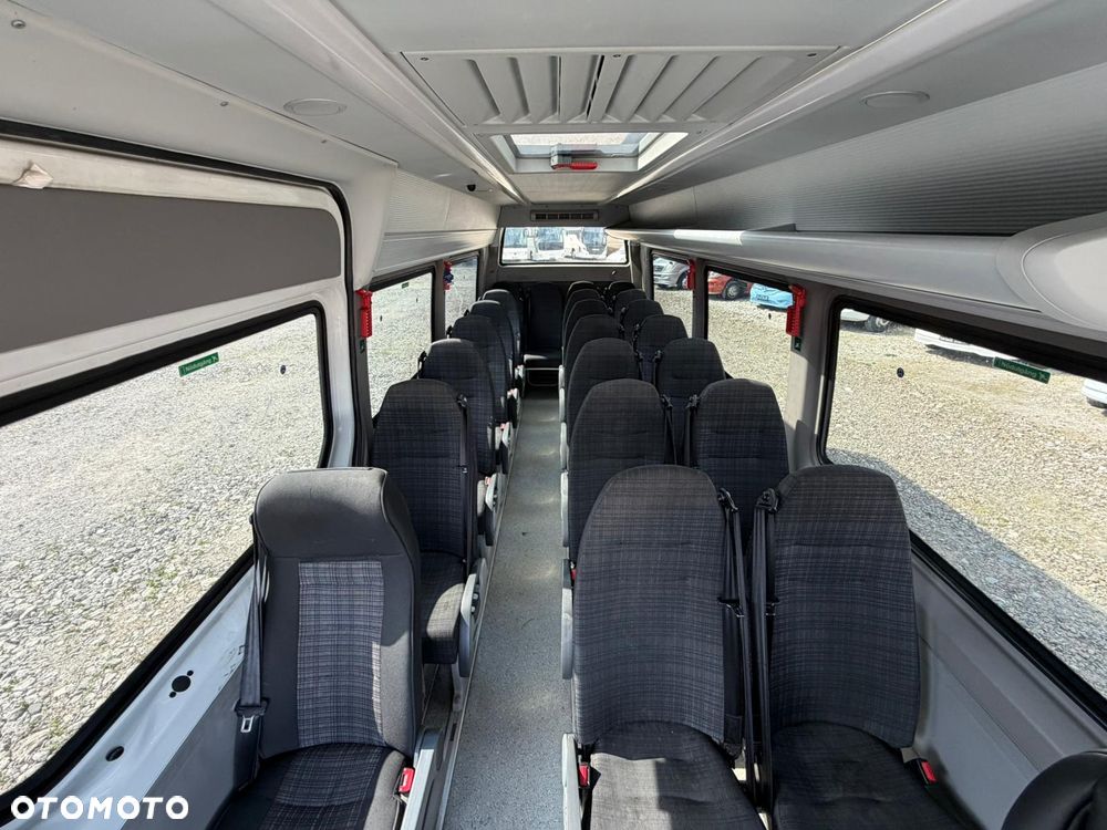 Mercedes-Benz Sprinter 516 - 13