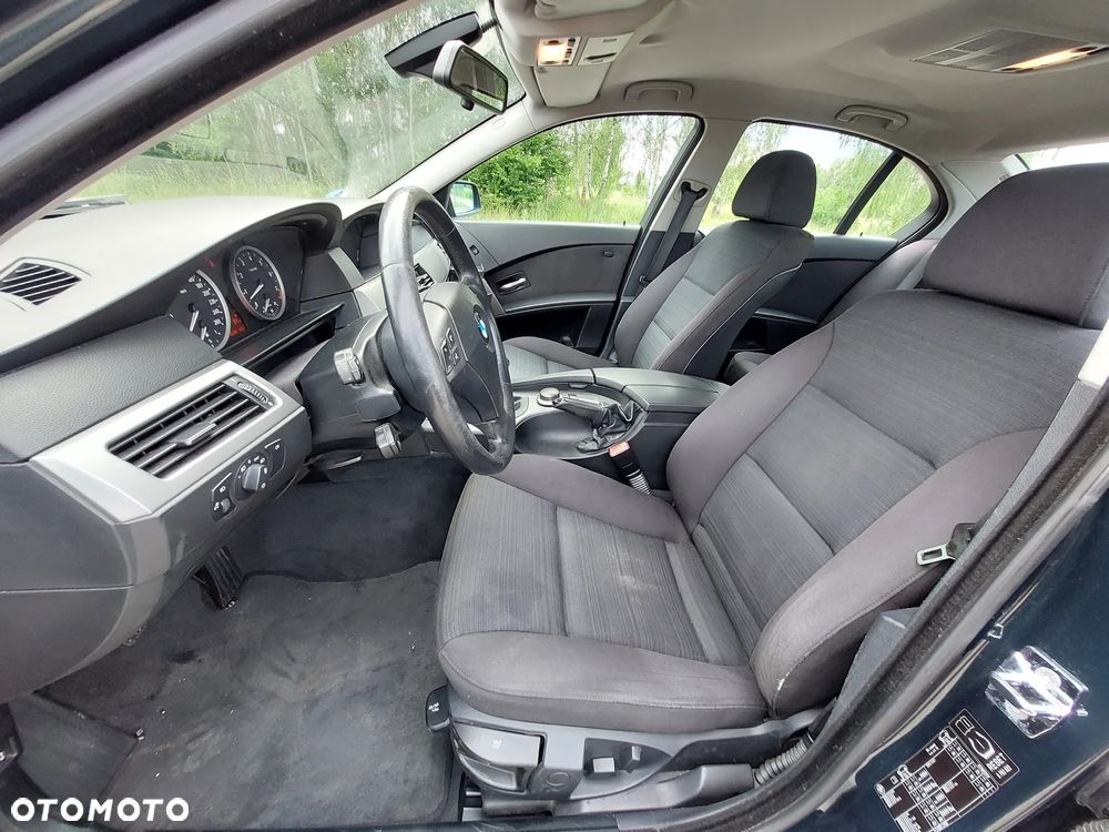 BMW Seria 5 525i - 8