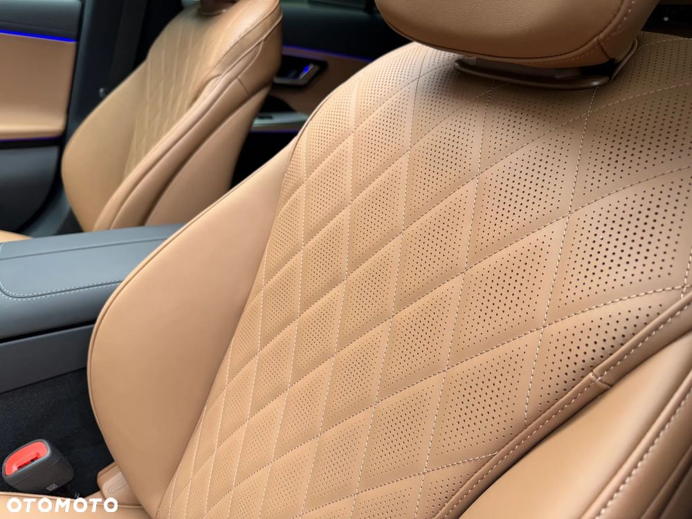 Mercedes-Benz Klasa E 220 d mHEV 4-Matic AMG 9G-Tronic - 15