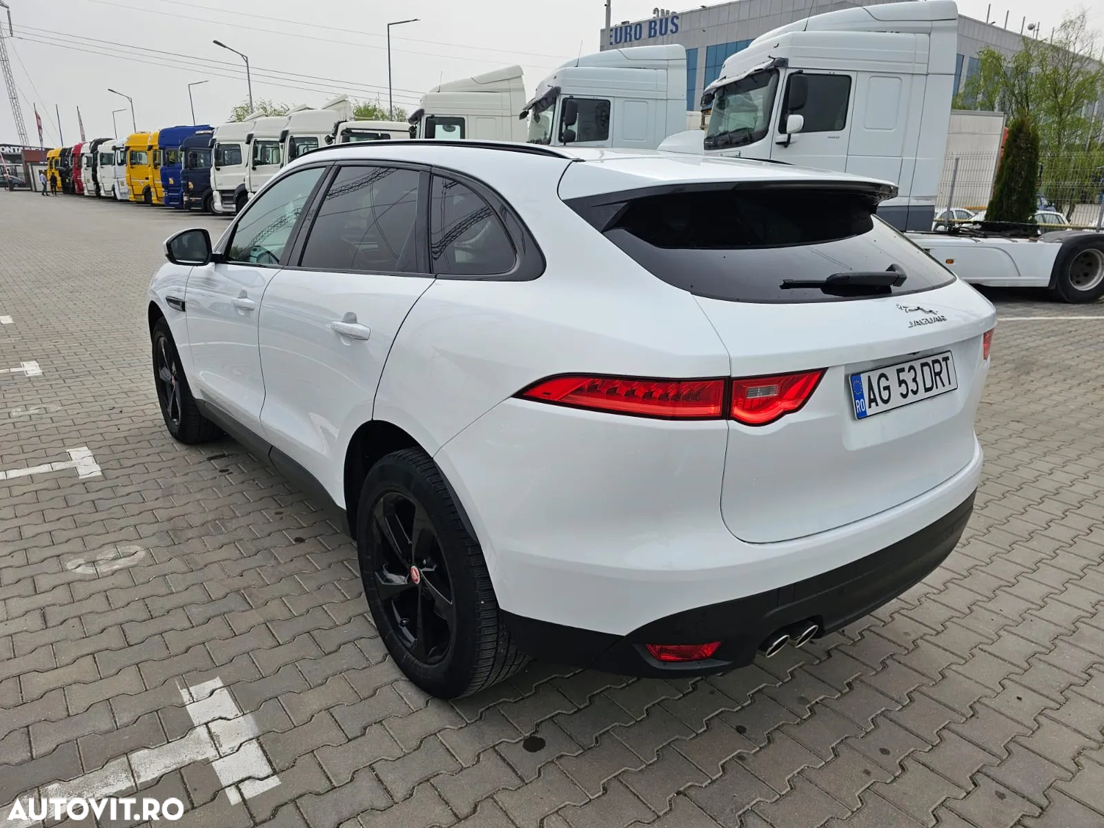 Jaguar F-Pace 20d AWD Prestige - 4