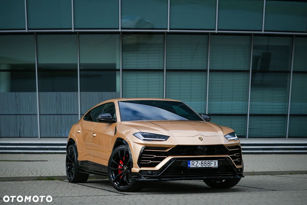 Lamborghini Urus Standard - 5