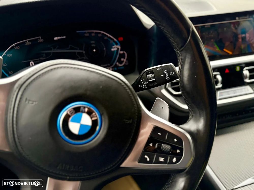 BMW 320 e Touring Pack M Auto - 21