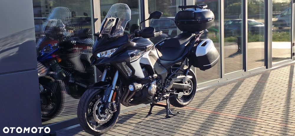 Kawasaki Versys 1000 - 25