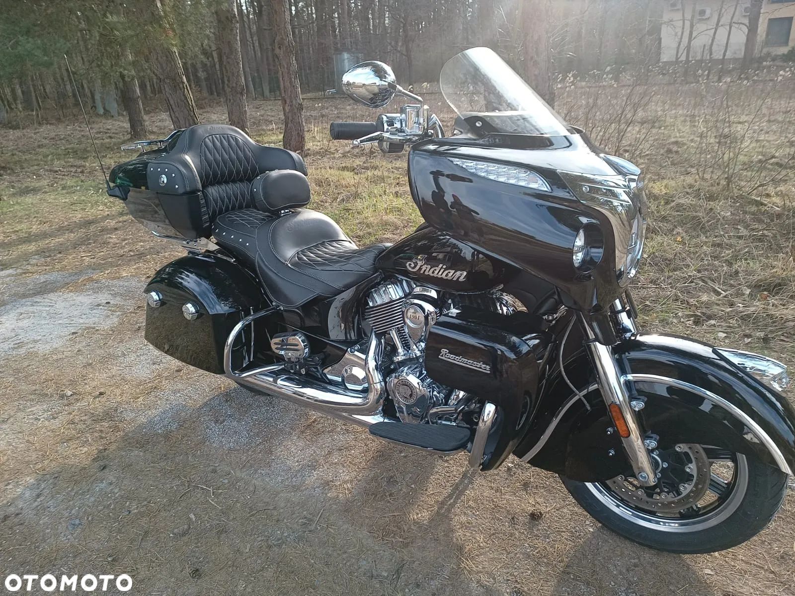 Indian Roadmaster - 1