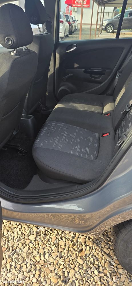 Opel Corsa 1.4 16V Satellite - 4