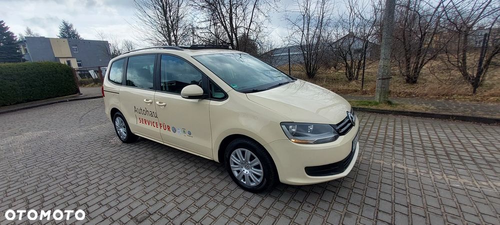 Volkswagen Sharan 2.0 TDI Comfortline DSG - 2
