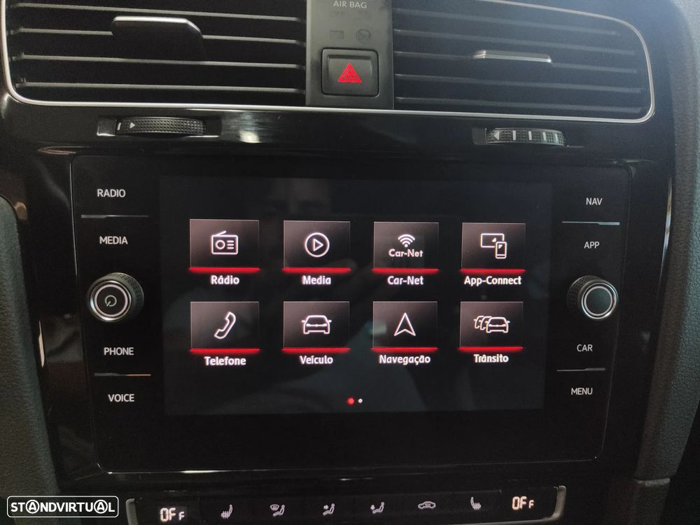 VW Golf 2.0 TSI GTI DSG Performance - 36