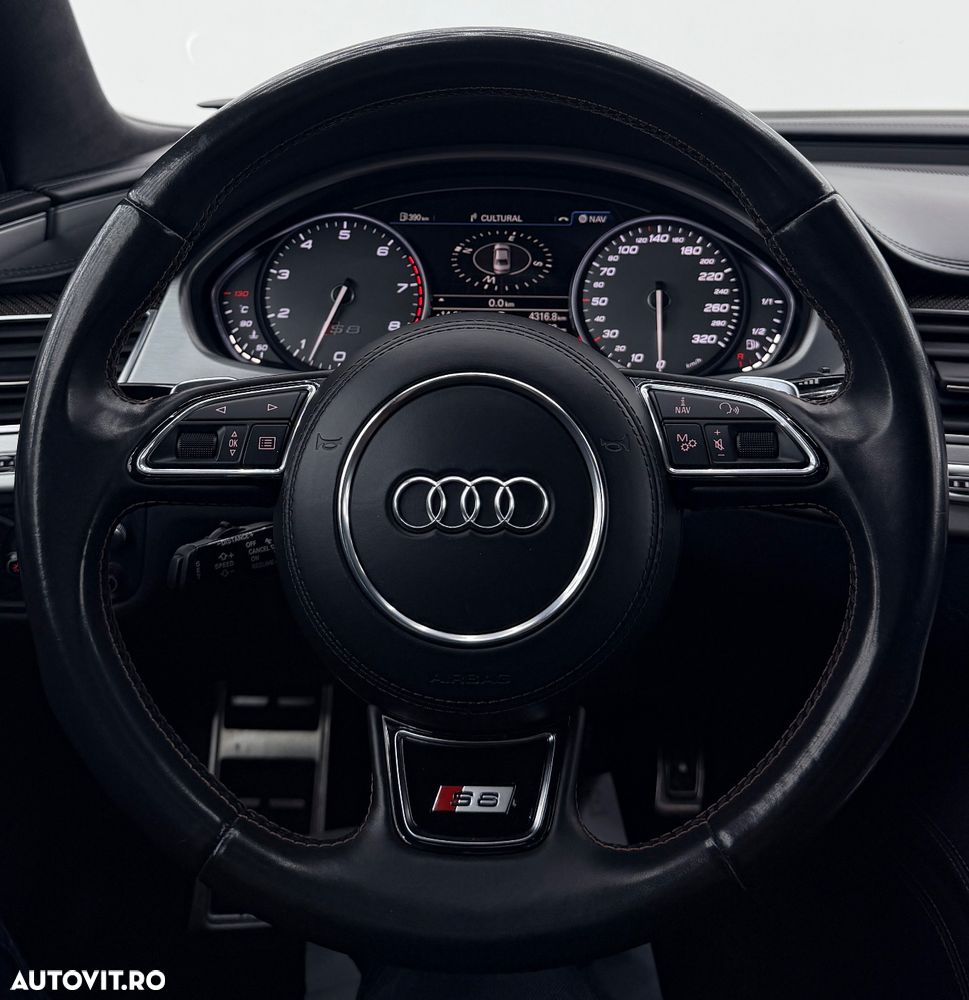 Audi S8 4.0 TFSI quattro Tiptronic - 35