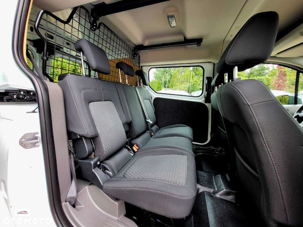 Ford Transit Connect - 8
