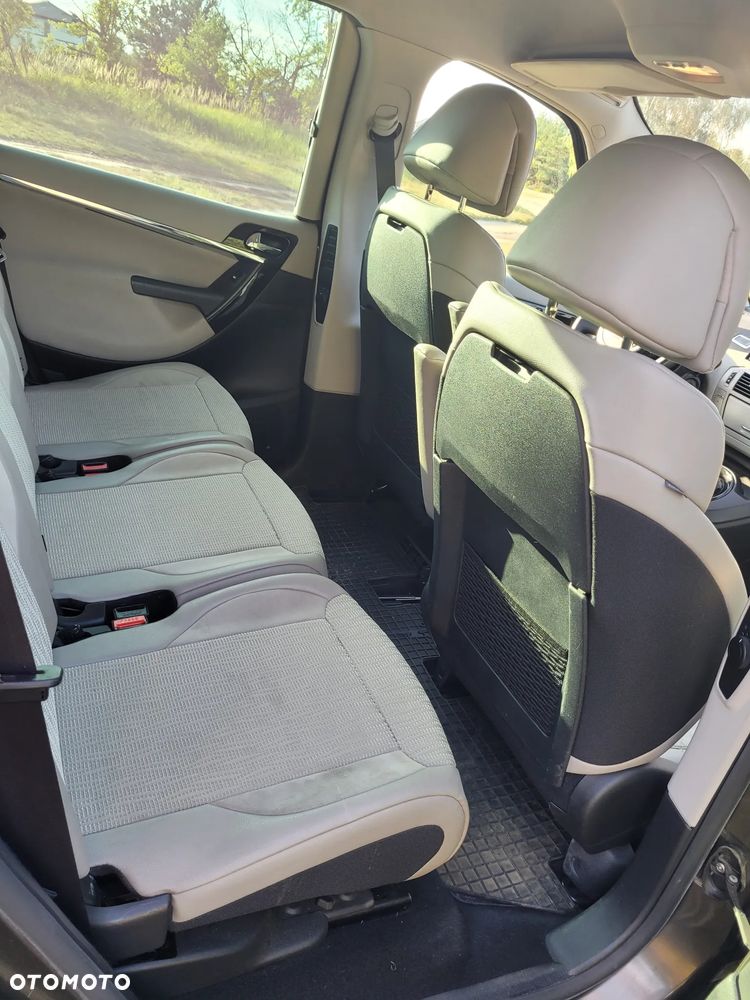 Citroën C4 Picasso 2.0 HDi Exclusive - 12