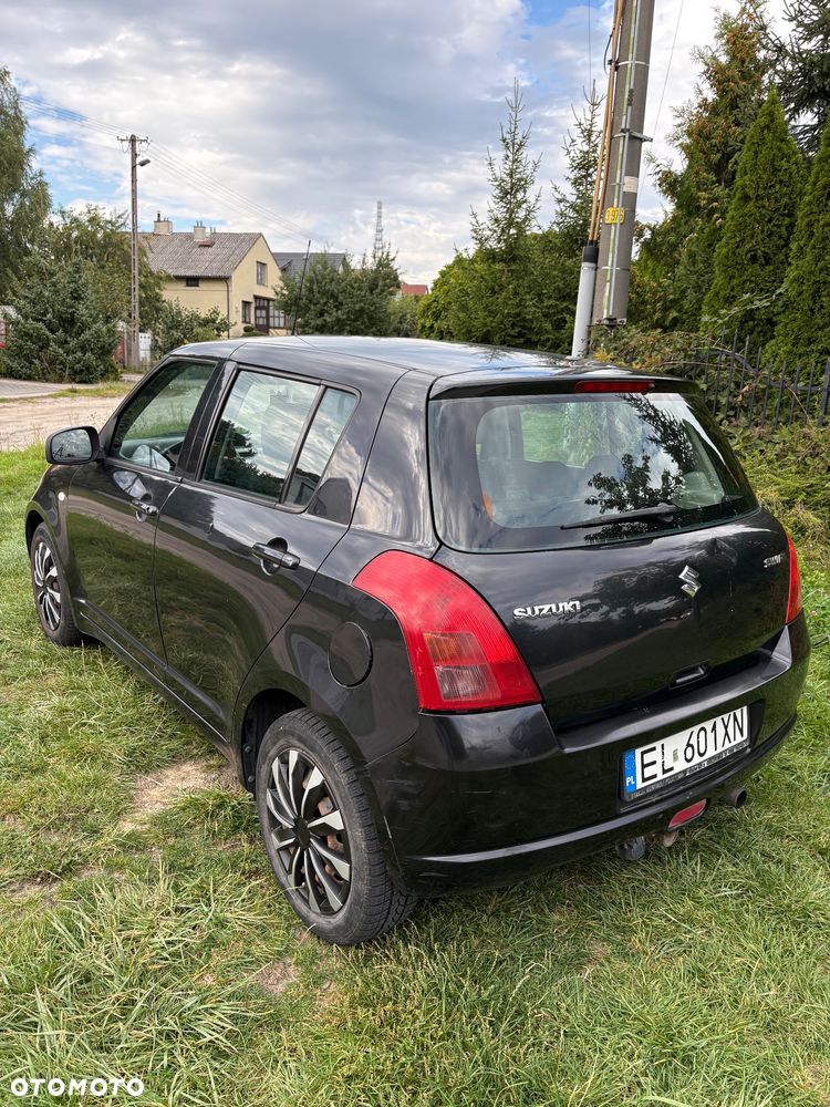 Suzuki Swift - 5