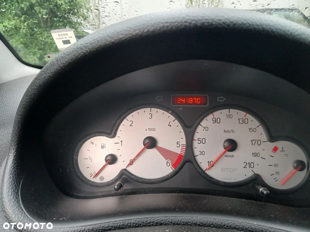 Peugeot 206 HDi 110 Tendance - 6