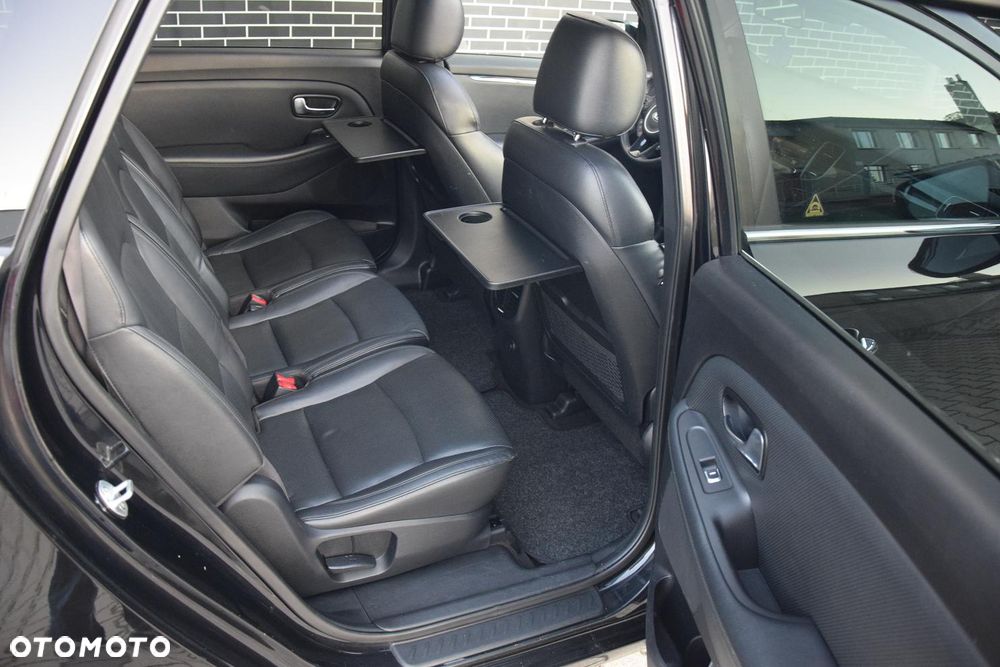 Kia Carens 1.7 CRDi 141 ISG Spirit - 11